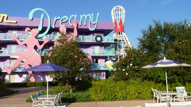 Hotel Disney Pop Century